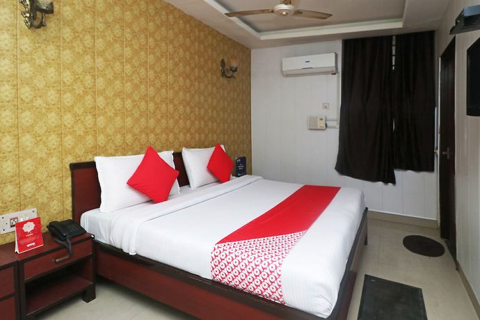 Imagen de la habitación del Hotel OYO 28053 Gayatri Palace. Foto 5