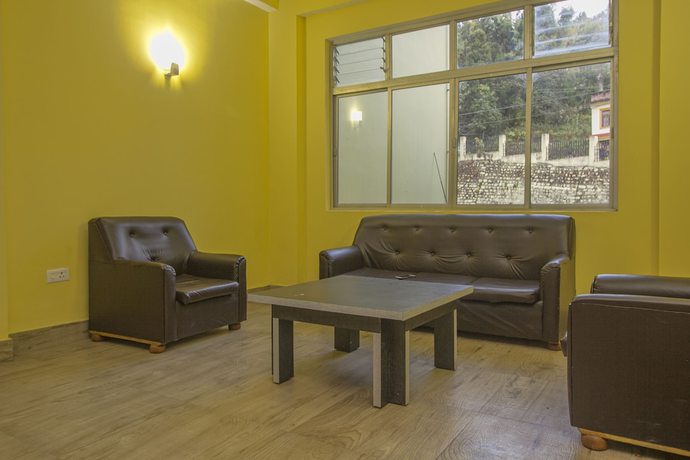 Imagen de los interiores del Hotel OYO 28084 Pangolin. Foto 18