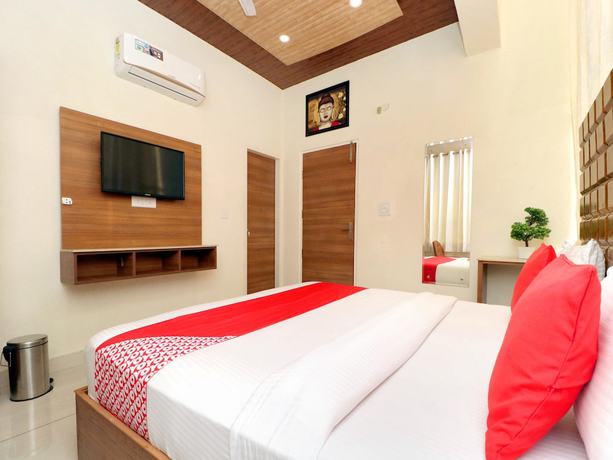 Imagen de la habitación del Hotel OYO 28142 Sharrytel. Foto 5