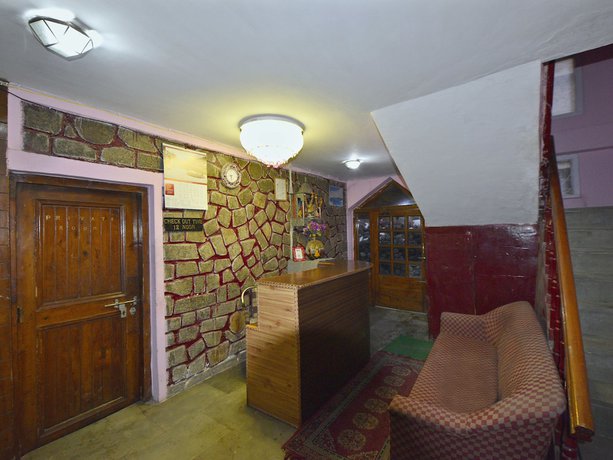 Imagen de los interiores del Hotel OYO 28187 Potala. Foto 18