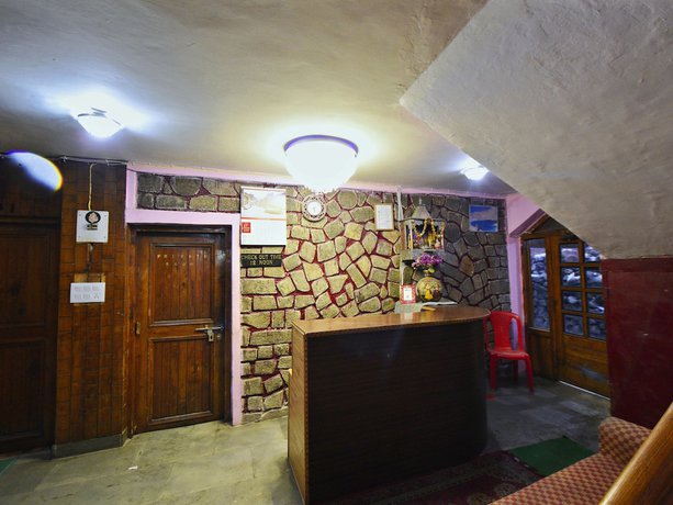 Imagen de los interiores del Hotel OYO 28187 Potala. Foto 19