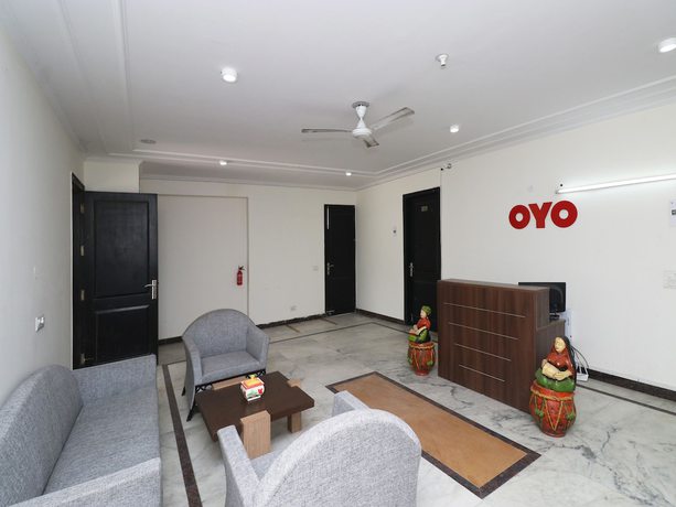 Imagen de los interiores del Hotel OYO 28232 The Golden Circle. Foto 19