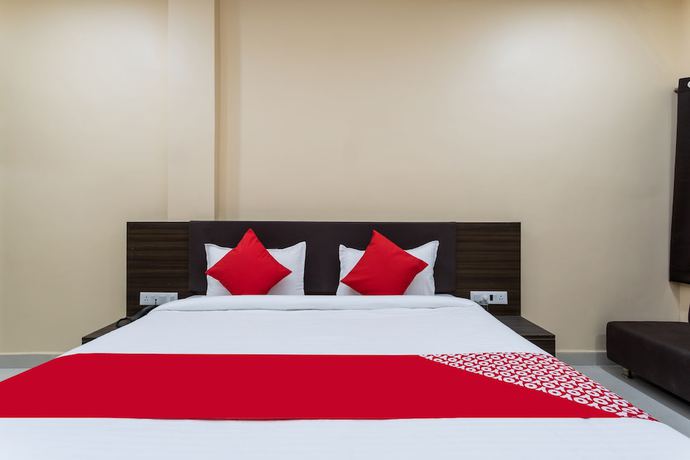 Imagen de la habitación del Hotel OYO 28247 SMR Palace. Foto 10