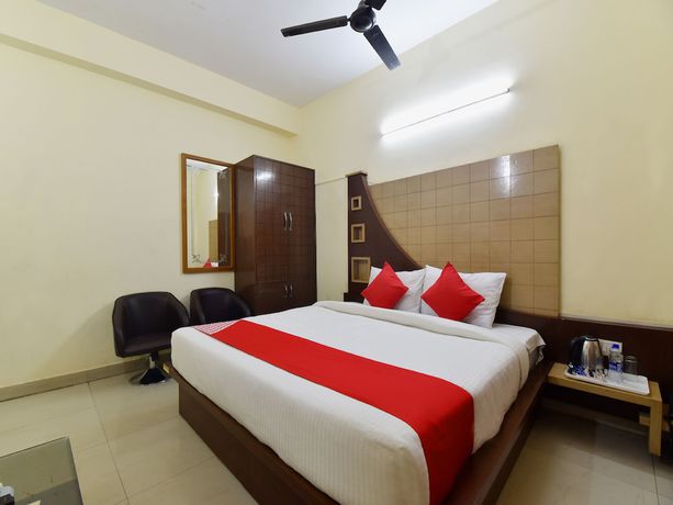 Imagen de la habitación del Hotel OYO 28322 Paradise. Foto 17
