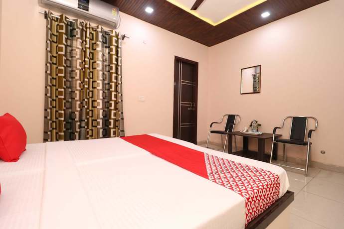 Imagen de la habitación del Hotel OYO 28338 New Life. Foto 3