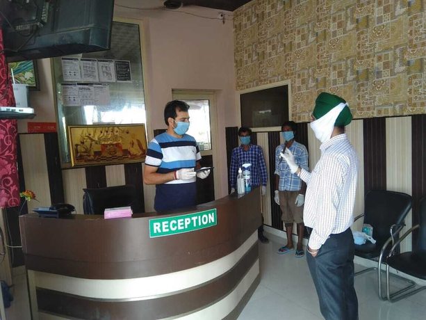 Imagen de los interiores del Hotel OYO 28338 New Life. Foto 15