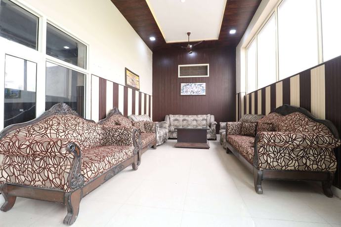 Imagen de los interiores del Hotel OYO 28338 New Life. Foto 16