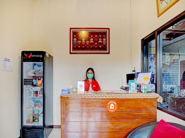 Imagen general del Hotel OYO 2835 Sakinah Family Residence. Foto 17