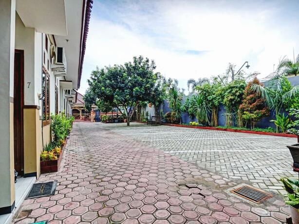 Imagen general del Hotel OYO 2835 Sakinah Family Residence. Foto 26