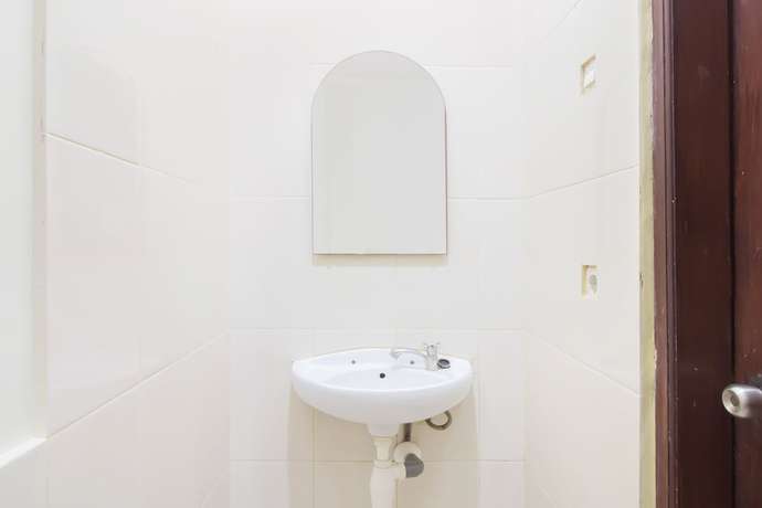 Imagen de la habitación del Hotel OYO 2836 Sekar Sari Residence. Foto 11