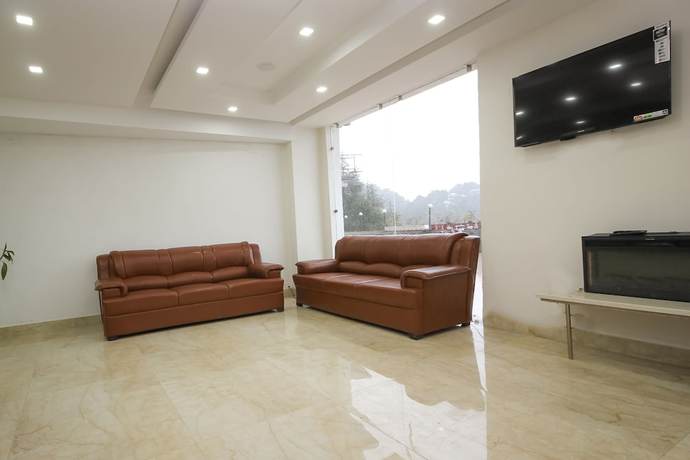Imagen de los interiores del Hotel OYO 28425 Dal Lake Resort. Foto 17