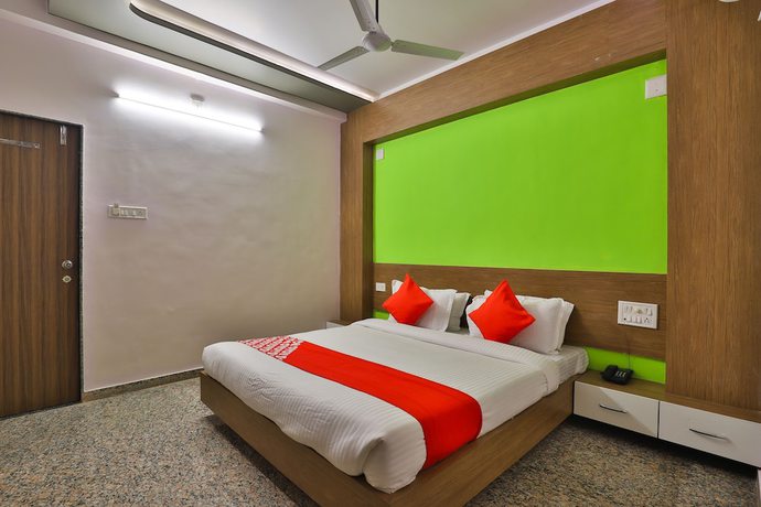 Imagen de la habitación del Hotel OYO 28444 Ab Apple. Foto 3