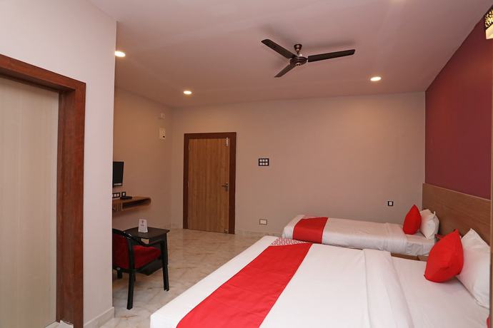 Imagen de la habitación del Hotel OYO 28645 Nirmalya Plaza. Foto 11