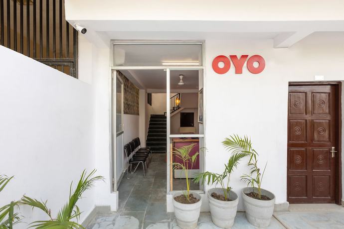 Imagen de los interiores del Hotel OYO 28691 Golden Star. Foto 18