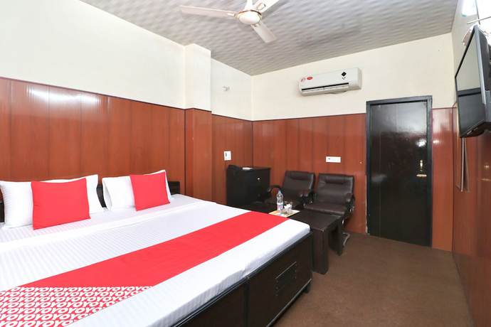 Imagen de la habitación del Hotel OYO 28691 Golden Star. Foto 11
