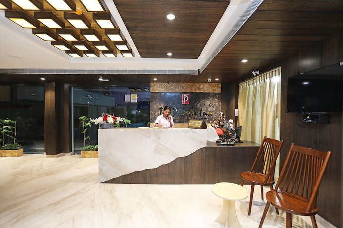 Imagen de los interiores del Hotel OYO 28757 Pikus Inn. Foto 19