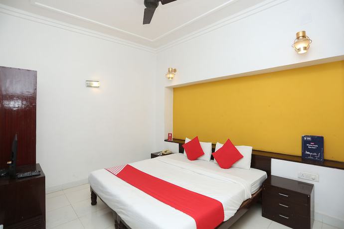 Imagen de la habitación del Hotel OYO 2877 Narayana Palace. Foto 7