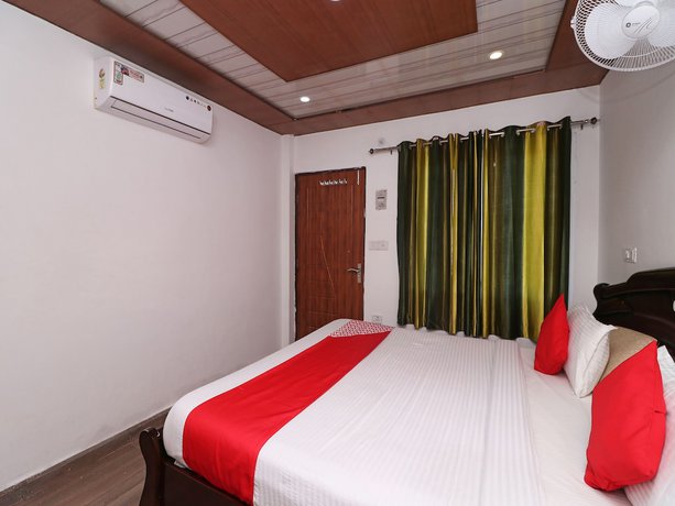 Imagen de la habitación del Hotel OYO 28838 Brv Resorts. Foto 6