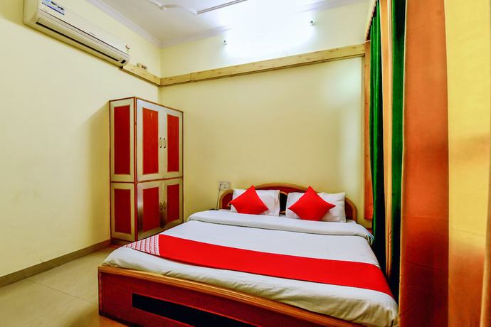 Imagen de la habitación del Hotel OYO 29302 Besillio Grand Hotel. Foto 4