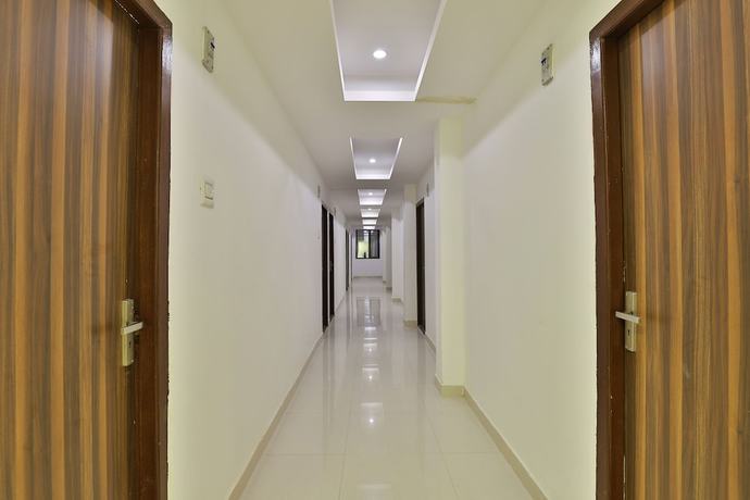Imagen de los interiores del Hotel OYO 29317 Milan Guest House. Foto 13