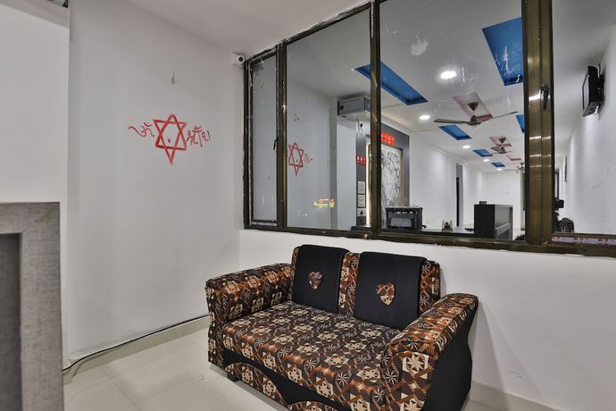 Imagen de los interiores del Hotel OYO 29317 Milan Guest House. Foto 19