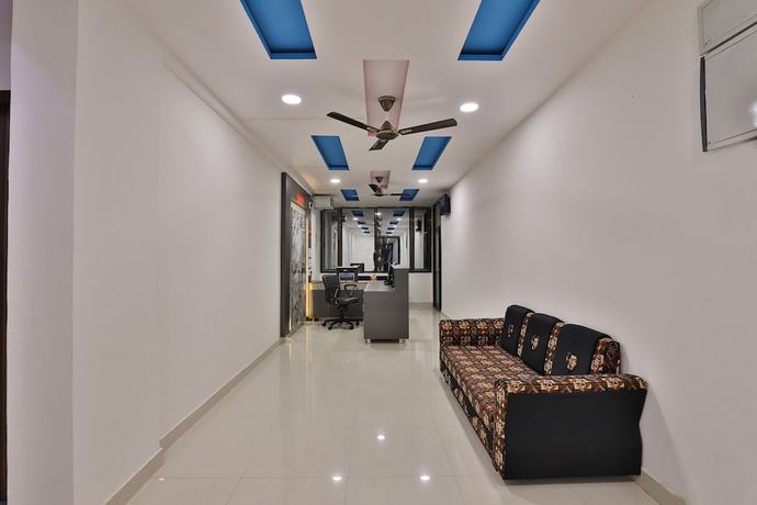 Imagen de los interiores del Hotel OYO 29317 Milan Guest House. Foto 20