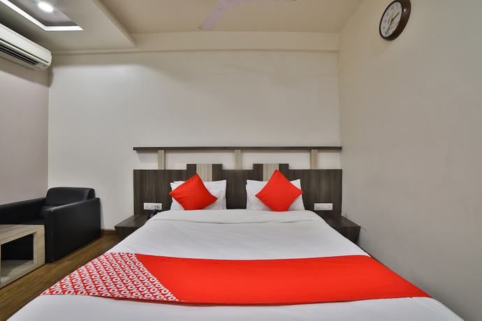Imagen de la habitación del Hotel OYO 29341 Princess. Foto 2