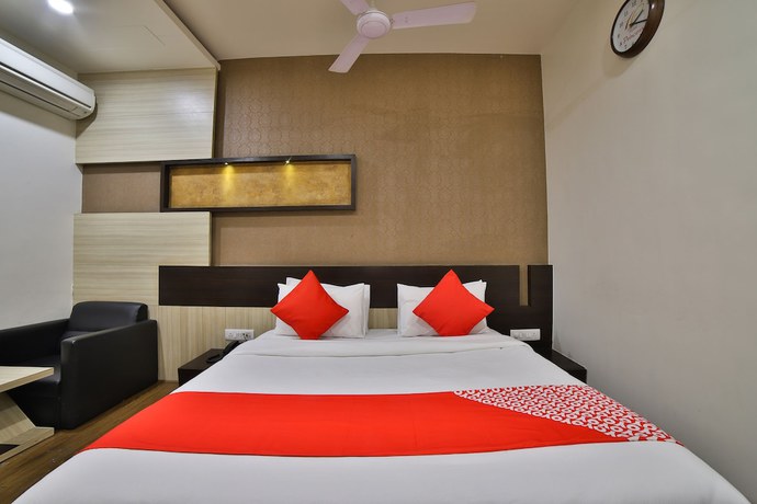Imagen de la habitación del Hotel OYO 29341 Princess. Foto 10