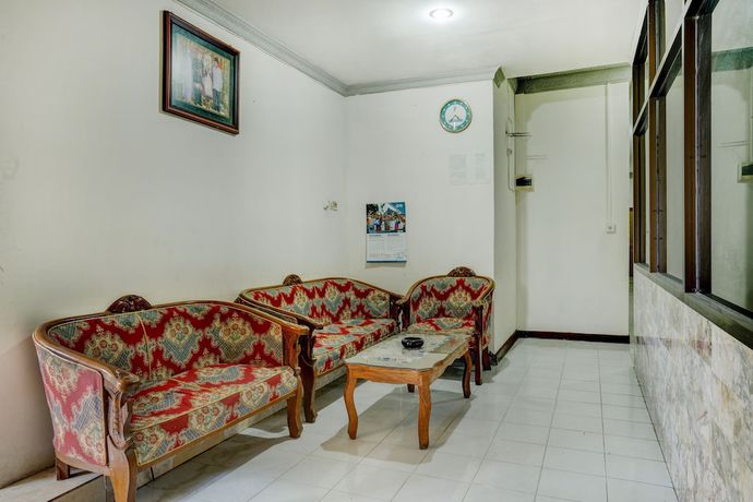 Imagen de los interiores del Hotel OYO 2972 Wisma Sartika. Foto 18