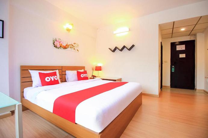 Imagen de la habitación del Hotel OYO 299 CROWN BTS NANA HOTEL. Foto 8