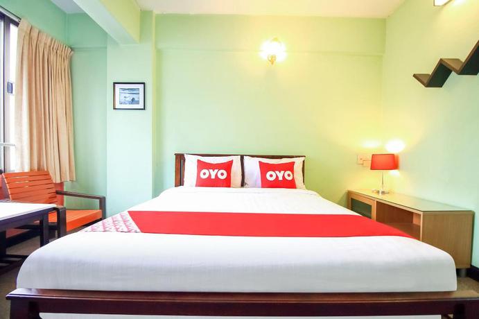 Imagen de la habitación del Hotel OYO 299 CROWN BTS NANA HOTEL. Foto 18