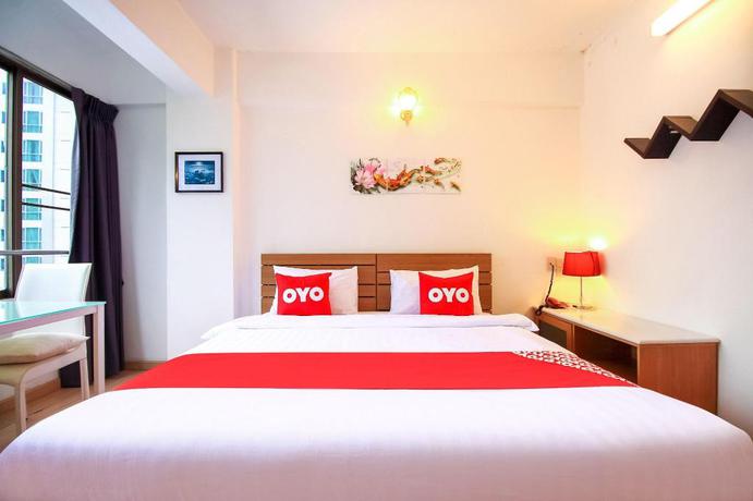 Imagen de la habitación del Hotel OYO 299 CROWN BTS NANA HOTEL. Foto 19