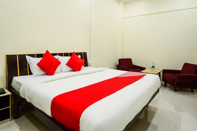 Imagen de la habitación del Hotel OYO 30000 Panghat. Foto 2