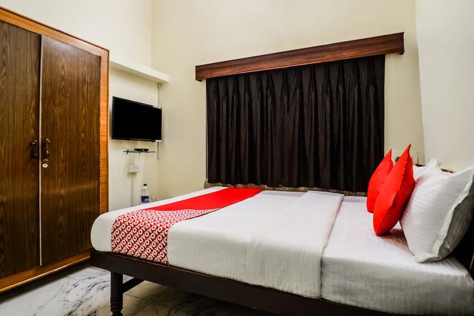 Imagen de la habitación del Hotel OYO 30000 Panghat. Foto 5