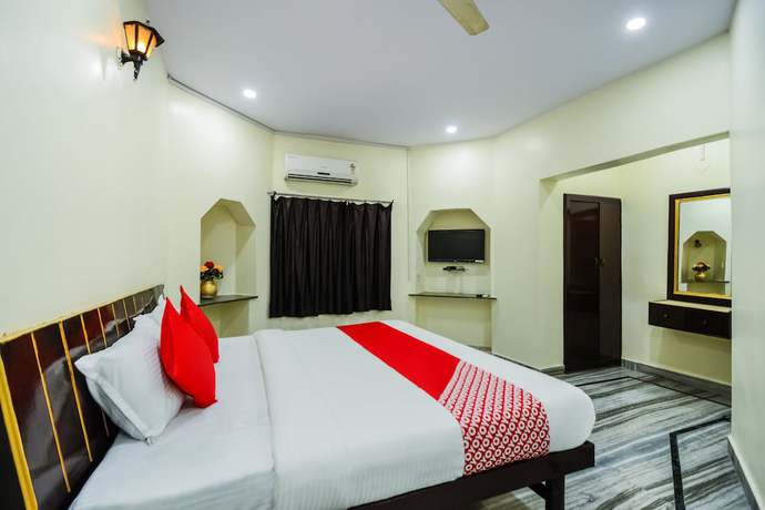 Imagen de la habitación del Hotel OYO 30000 Panghat. Foto 10