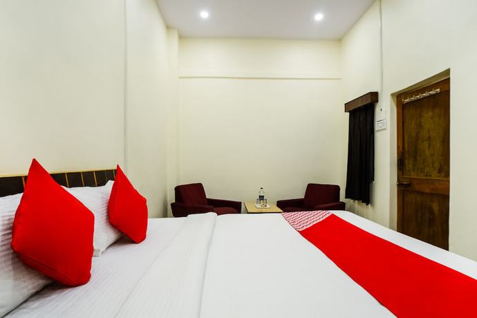 Imagen de la habitación del Hotel OYO 30000 Panghat. Foto 12