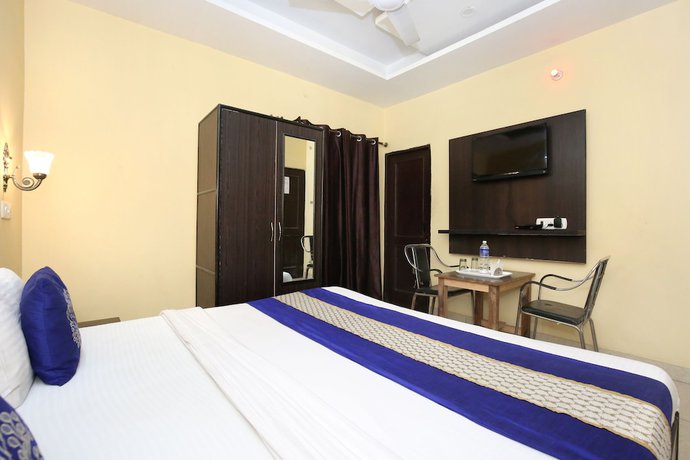 Imagen de la habitación del Hotel OYO 3004 Star City. Foto 8
