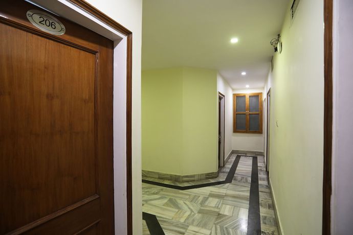 Imagen de los interiores del Hotel OYO 30068 Kesar Palace. Foto 16