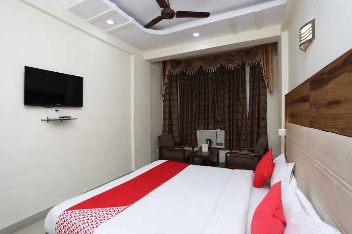 Imagen de la habitación del Hotel OYO 30068 Kesar Palace. Foto 3