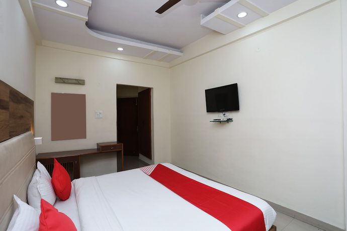 Imagen de la habitación del Hotel OYO 30068 Kesar Palace. Foto 6