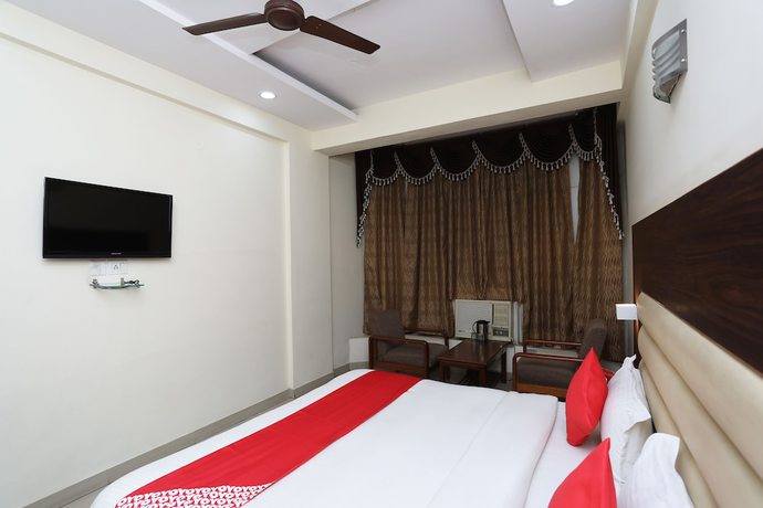 Imagen de la habitación del Hotel OYO 30068 Kesar Palace. Foto 15