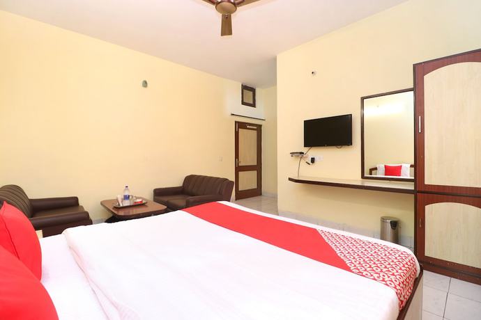 Imagen de la habitación del Hotel OYO 30127 Sabina International. Foto 3