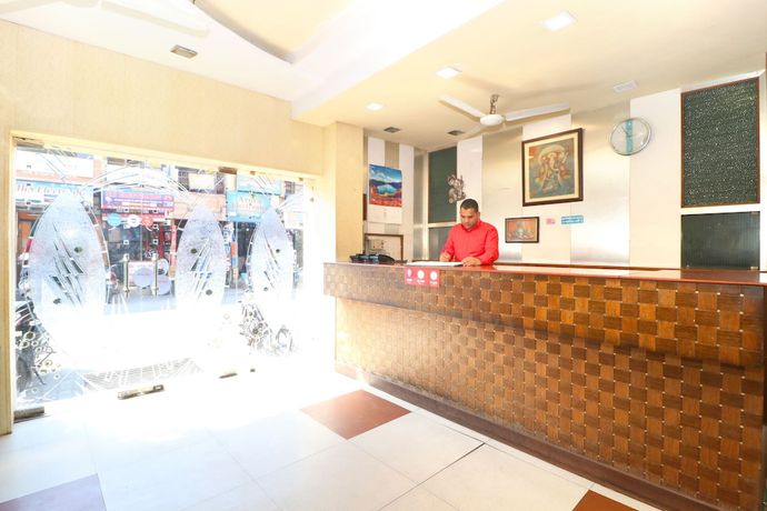 Imagen de los interiores del Hotel OYO 30127 Sabina International. Foto 18