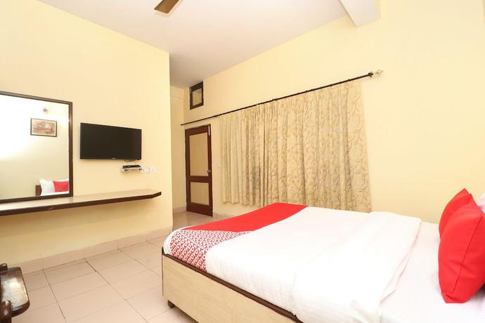 Imagen de la habitación del Hotel OYO 30127 Sabina International. Foto 9