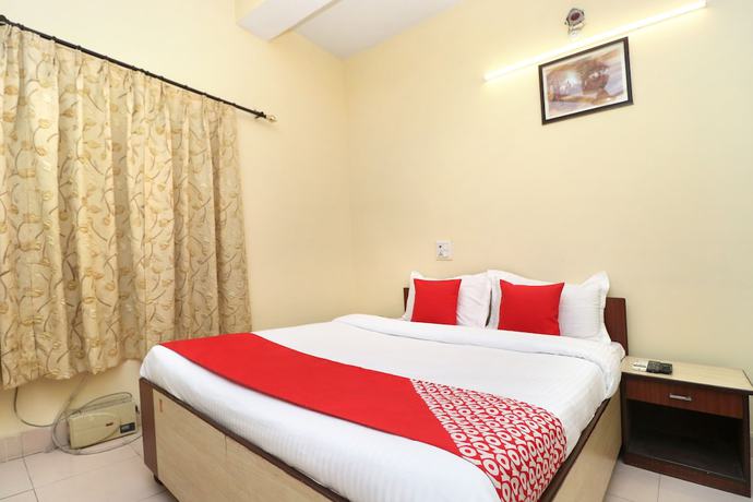 Imagen de la habitación del Hotel OYO 30127 Sabina International. Foto 13