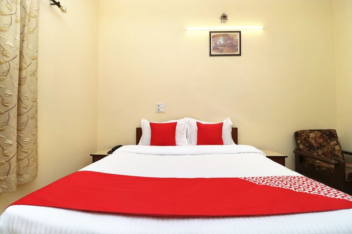 Imagen de la habitación del Hotel OYO 30127 Sabina International. Foto 14