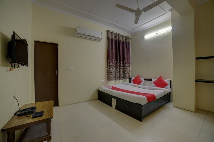 Imagen de la habitación del Hotel OYO 30243 Sanwariya Bhagwan. Foto 6