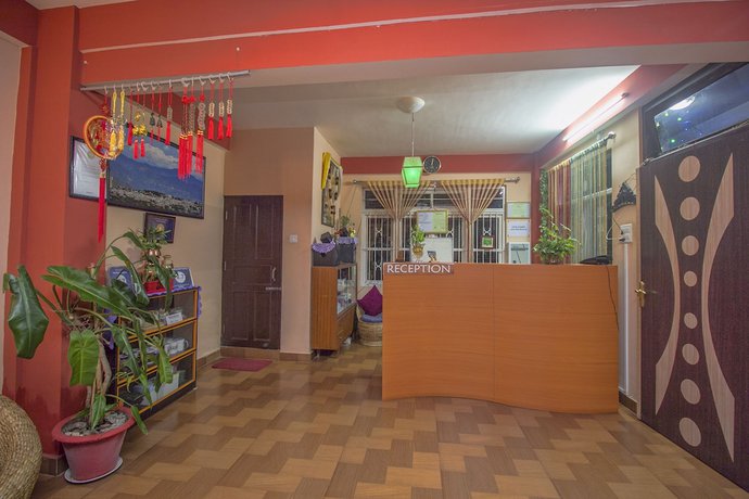 Imagen de los interiores del Hotel OYO 30417 Green View Neelgiri. Foto 16