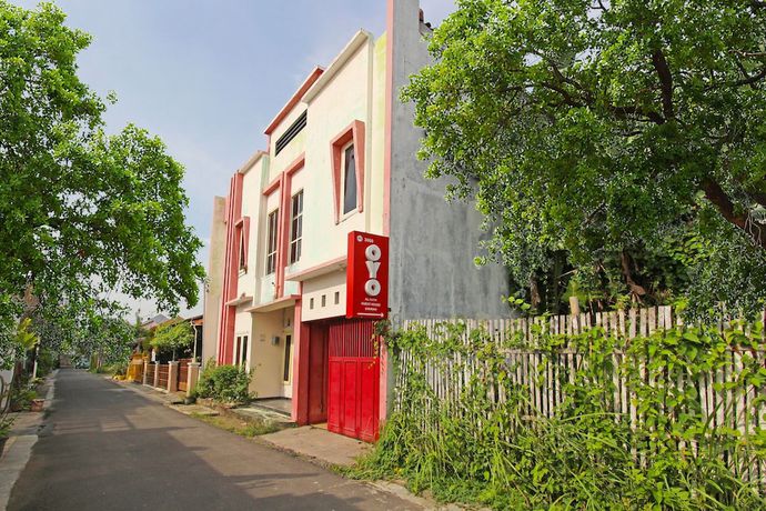 Imagen general del Hotel OYO 3060 Al Fatih Guest House Syariah. Foto 1