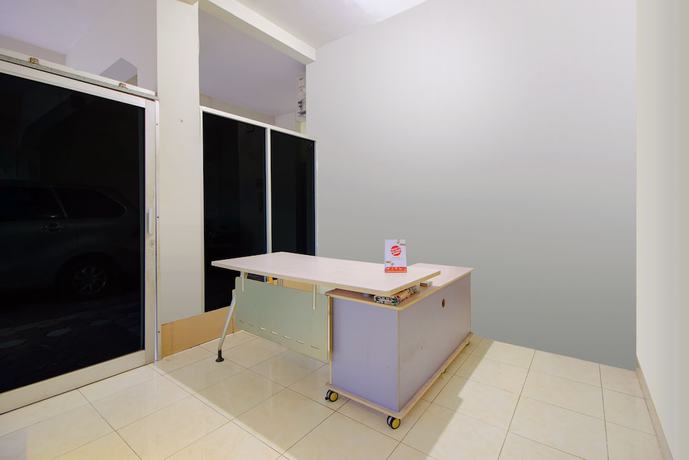 Imagen de los interiores del Hotel OYO 3083 D Kost 3 Syariah. Foto 20
